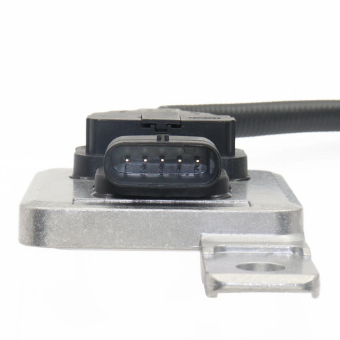 8K0907807K NOx sensor compatible with Audi and Volkswagen vehicles
