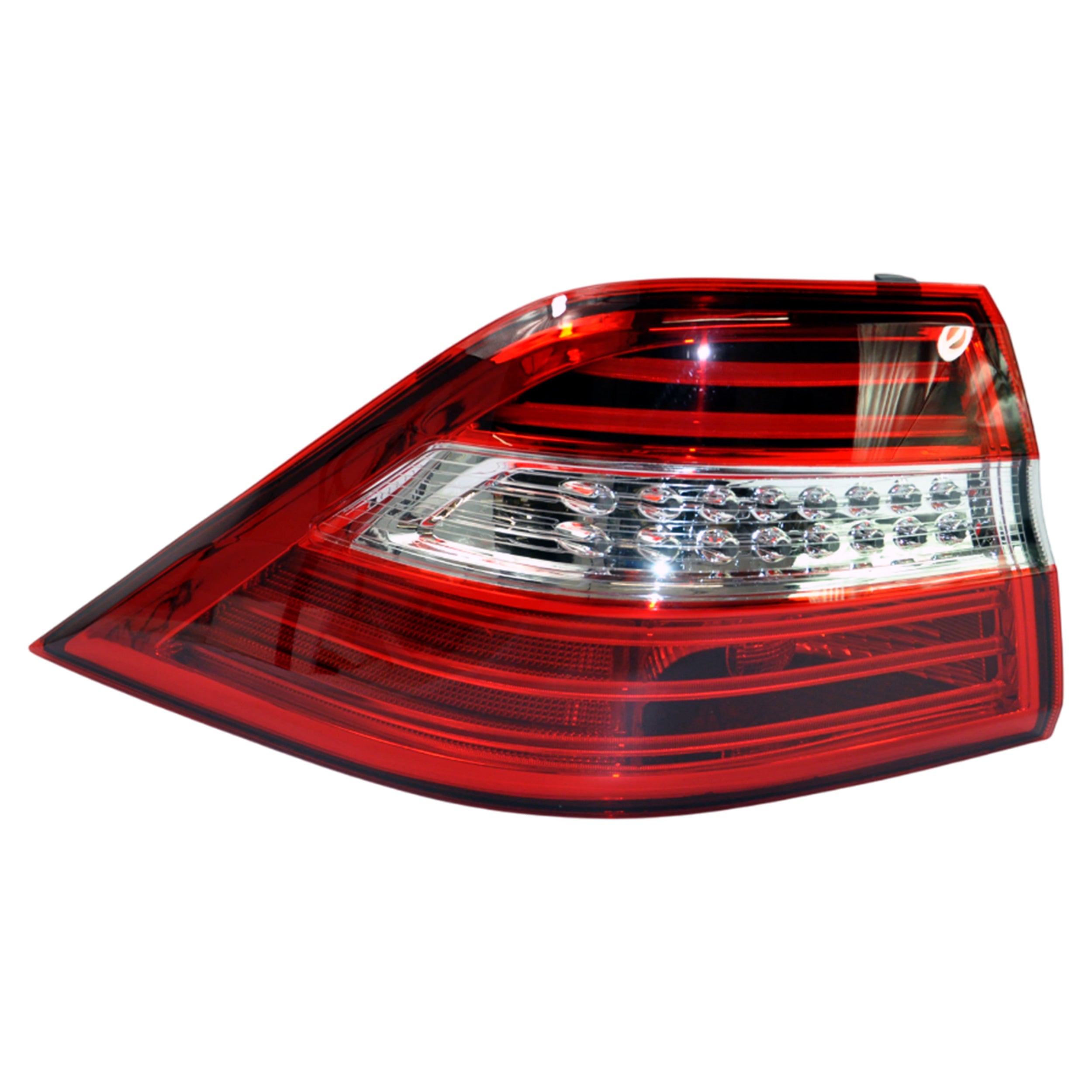 Left-side boot lid LED tail lamp — Mercedes exterior lighting part