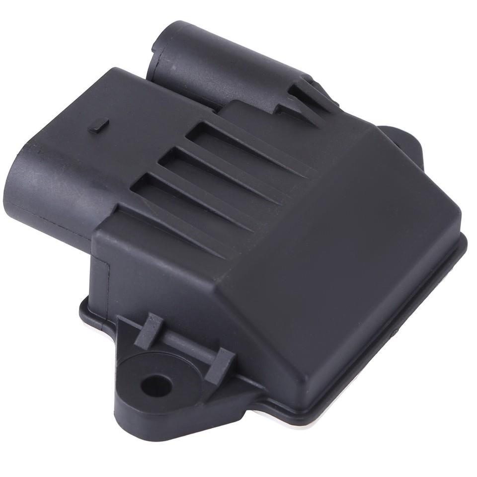 Glow plug ECU relay A6429001402 close product shot