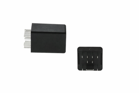 VW TDI pre-heater glow plug module 038907281B close detail