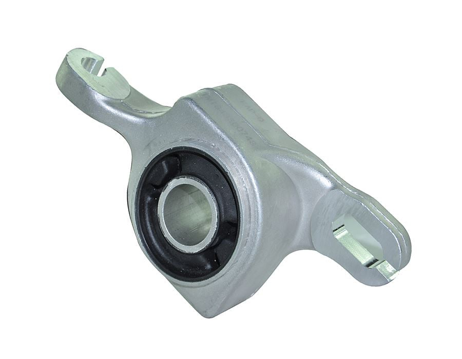 Front Left Lower Wishbone Arm Bush 1643300743 For Mercedes Gl-Class X164, M-Class W164